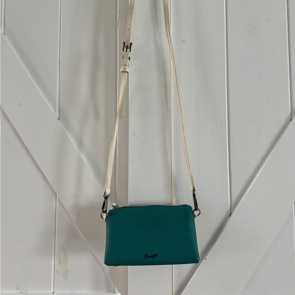 Wrangler Long Live Cowgirls Crossbody Clutch